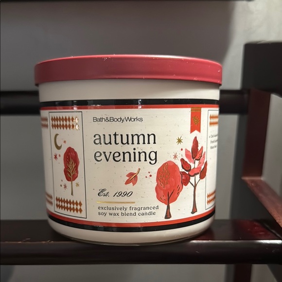 Bath & Body Works Autumn Evening 3 Wick Candle - Picture 1 of 3